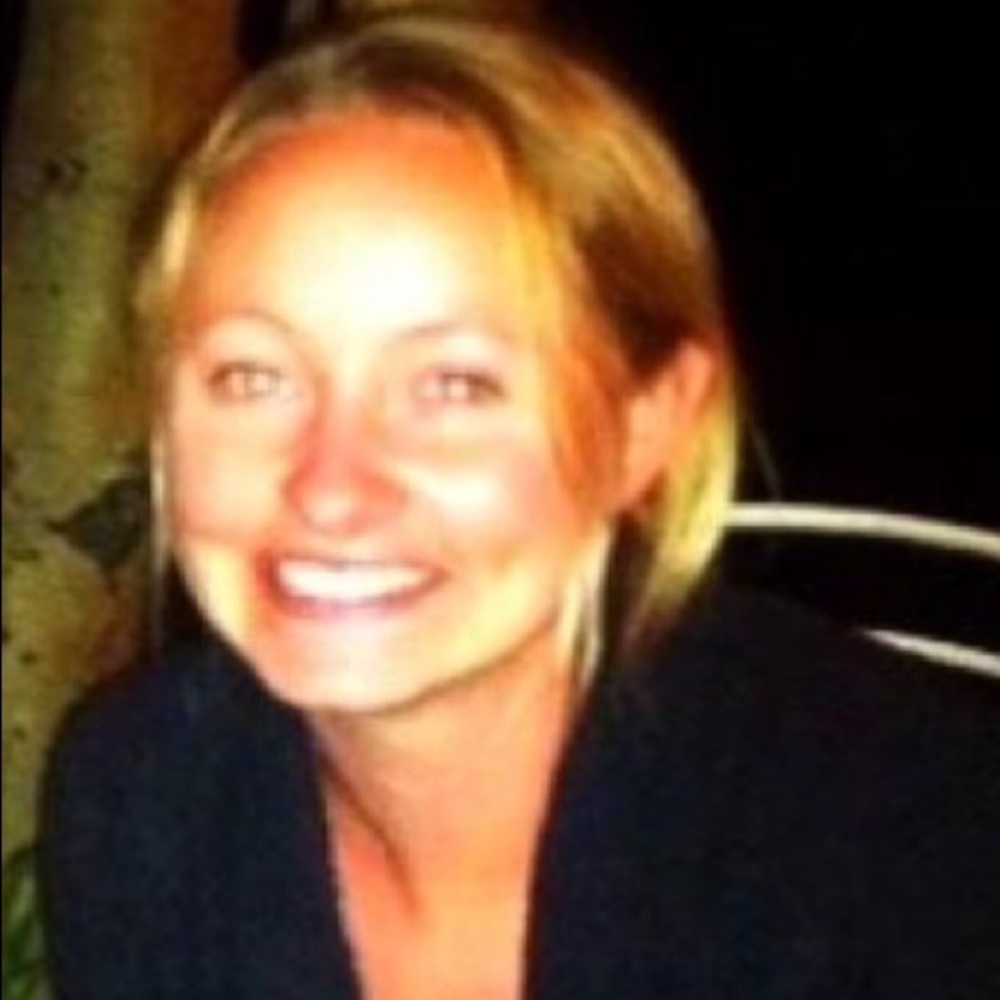 Meet your Posher, Hilary